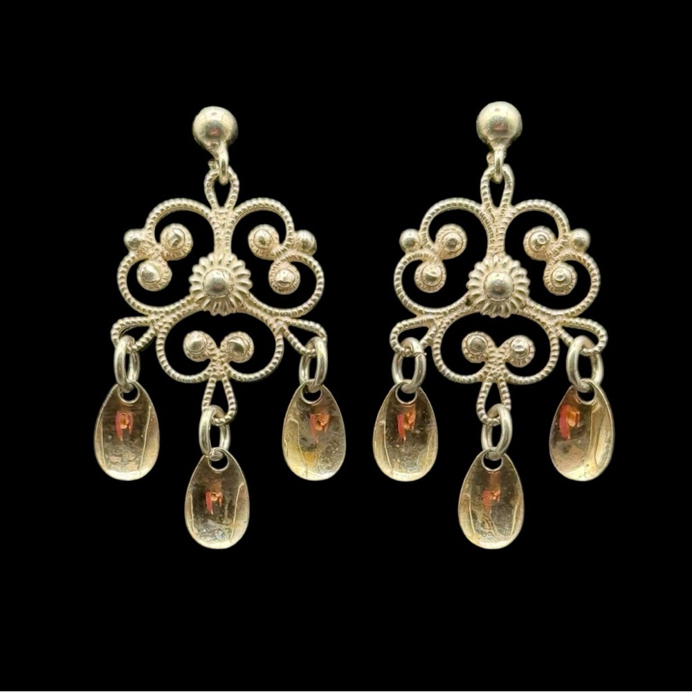 Vintage Sterling Silver tested Filigree Dangle Earrings with Teardrop Charms 1”